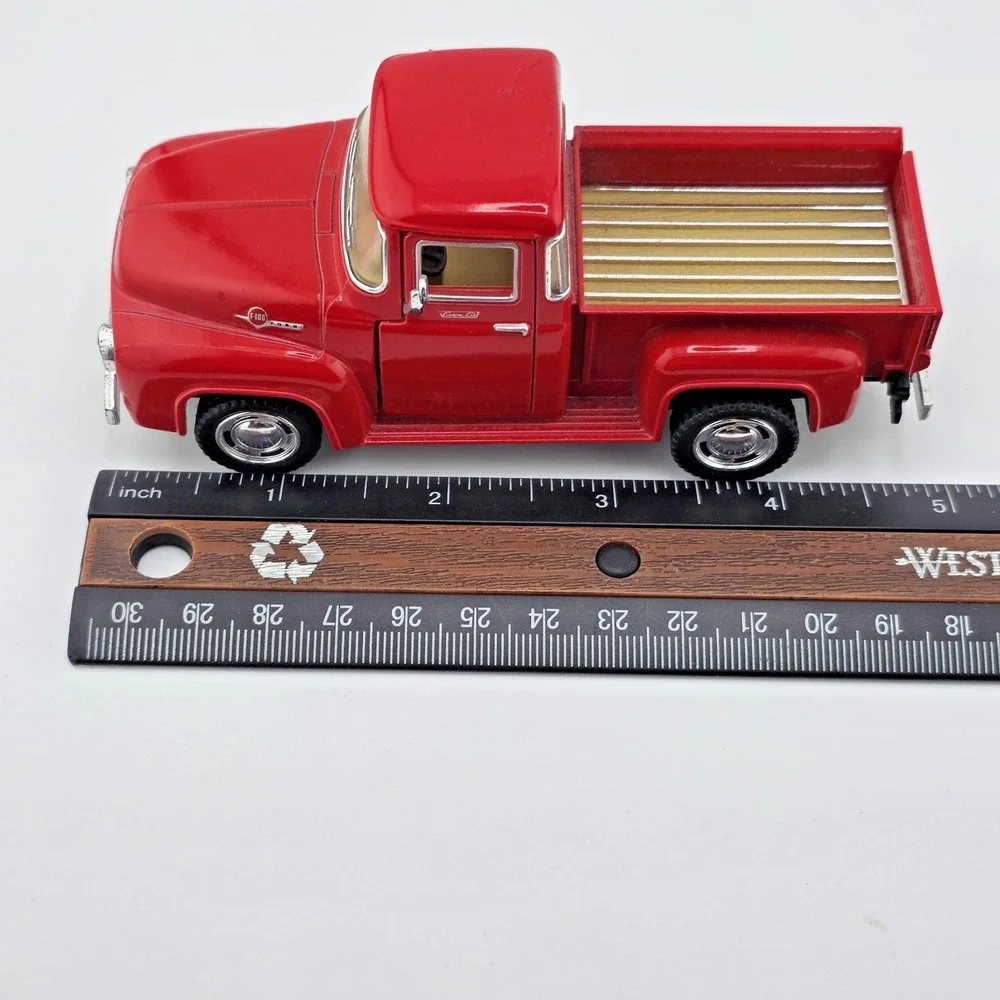 Kinsmart 1956 Ford F-1-00 Pickup Truck Scale 1/38 Red Pull Back